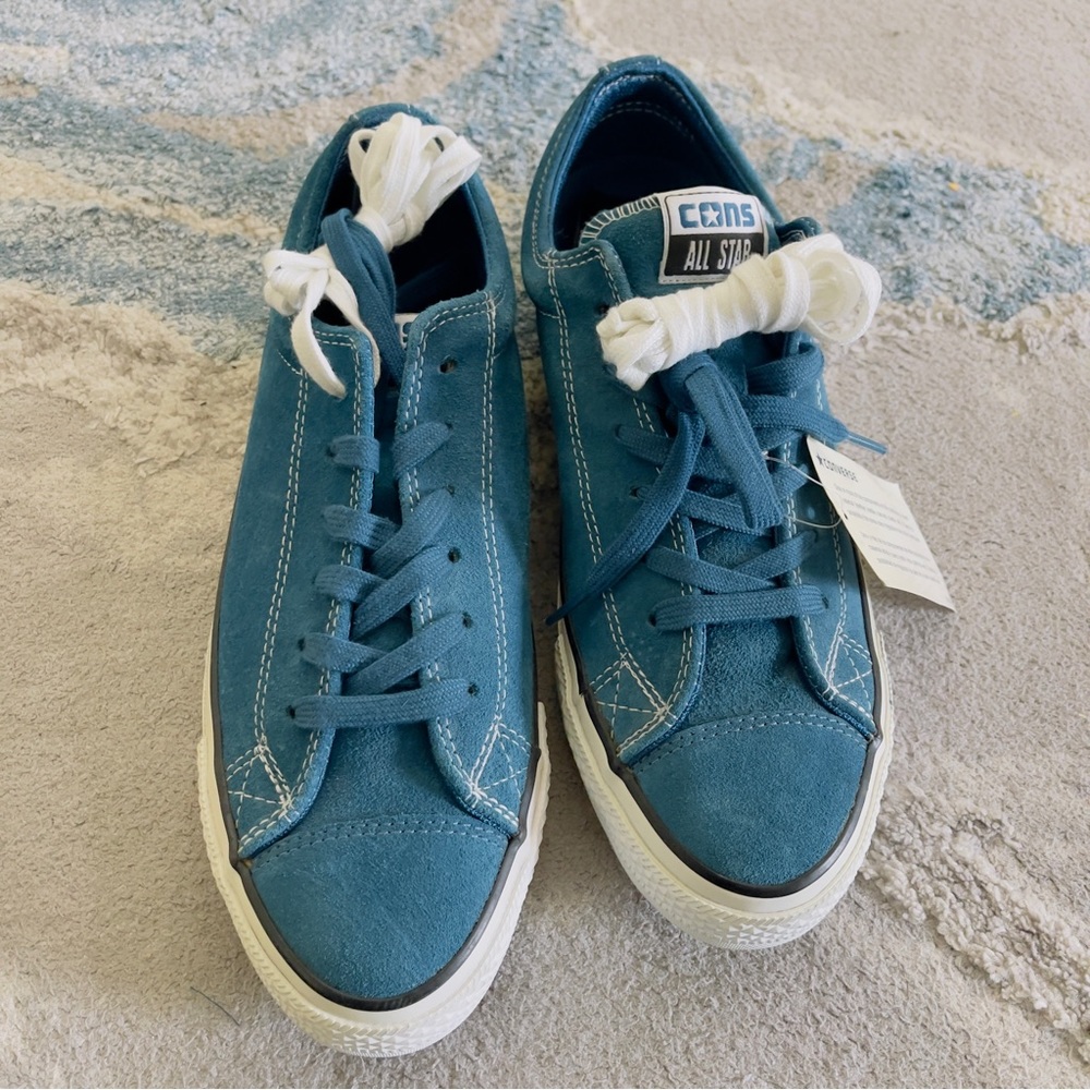 Converse con unisex shoes, blue suede shoes, size 8 in men’s size 10 in …